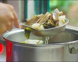 A picture of step 2 of Vegetarian Dumplings – Secret to a Rich Broth Without MSG.
