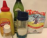 Foto del paso 1 de la receta: Pan de centeno, queso, semillas y marsala