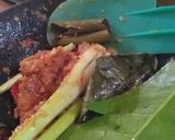 Foto langkah ke 2 dari resep Ayam suwir kecap.