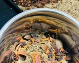 A picture of step 2 of Daigi Masala.