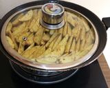 A picture of step 5 of Pan potato wedges.