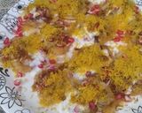 A picture of step 4 of Sev Puri.