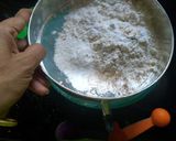A picture of step 1 of Mango Rose cake.