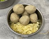 Foto langkah ke 1 dari resep Pakcoy Bakso Kuah Bening.