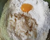 Foto langkah ke 2 dari resep Donat Kentang Pandan Tanpa Ulen.