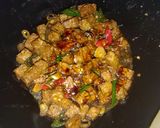Foto langkah ke 4 dari resep Oseng Tempe Kecap Daun Jeruk.