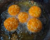 Foto langkah ke 6 dari resep Bola-Bola Sukun Goreng.