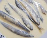 Foto langkah ke 2 dari resep Ikan pindang dan tempe goreng tepung.