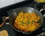 A picture of step 5 of Jain Pav bhaji sizzlar.