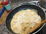 Pollo a la mostaza con verduras y salsa blanca
