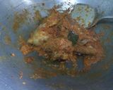 Foto langkah ke 4 dari resep Ayam bumbu hitam khas madura.