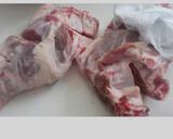Foto del paso 2 de la receta: Pierna de cordero al horno tradicional