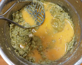 Foto del paso 3 de la receta: Tortitas de amaranto con chícharos secos