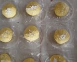 Foto langkah ke 4 dari resep Donat Mangga.
