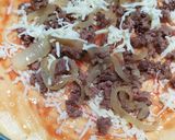 Foto langkah ke 3 dari resep Beef Pizza.