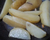 Foto del paso 2 de la receta: Morcilla de arroz con patatas