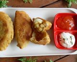 Foto langkah ke 6 dari resep Pastel Kentang Wortel Isi Telur Puyuh.