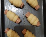 Foto langkah ke 3 dari resep Roti Mini Sosis.