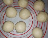 Foto langkah ke 5 dari resep Roti Bun untuk Korean Garlic Cheese Bread (No Mixer).