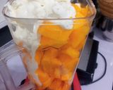 A picture of step 3 of Pawpaw Banana Smoothie.