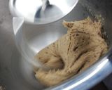 Foto del passaggio 3 della ricetta Ciambella di pane al cioccolato, mandarini e cannella 🌷