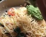 Foto langkah ke 4 dari resep Spaghetti with pesto sauce.