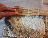 Foto del paso 4 de la receta: Sushi de salmón y palta 🥢