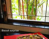 A picture of step 4 of Biscuit surprise.