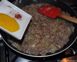 A picture of step 2 of Scottish minced and tatties.