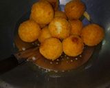 Foto langkah ke 6 dari resep Bola Bola Singkong PisCok.