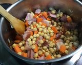 Une image de l'étape 12 de Soupe de pois chiches, carottes, poivron et lard.
