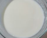Pas rețetă Prăjitură cu foi din nuca, crema caramel și glazură de ciocolată 7 fotografie