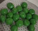 Foto langkah ke 5 dari resep Kue Klepon.