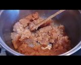 A picture of step 4 of Mukhadi Halwa.