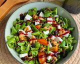 Foto del paso 4 de la receta: Ensalada de canónigos con queso de cabra y mermelada de frambuesa
