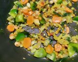 A picture of step 3 of Rava /Sooji, Veggies Upma.