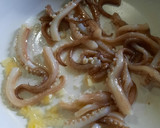 Foto del paso 2 de la receta: Fideos negros de Pascua con mejillones, camarones y pulpitos