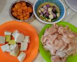 Foto langkah ke 1 dari resep Ayam Tahu Kukus.