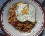 Foto langkah ke 4 dari resep Nasi Goreng Di Pagi Hari.