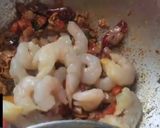A picture of step 3 of Pepper Prawns Fry.