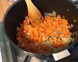 Une image de l'étape 10 de Soupe de légumes aux épices tajine et coriandre.