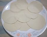 व्हेज मोमोज (veg momos recipe in marathi) रेसिपी स्टेप 4 फोटो 