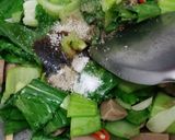 Foto langkah ke 3 dari resep Tumis Bok Choy Bakso.