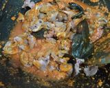 Foto langkah ke 3 dari resep Sambal Goreng Kentang Jantung Ayam.