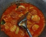 Foto langkah ke 7 dari resep Telur bulet bumbu merah super gampang.