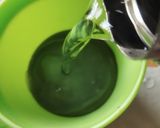 Foto langkah ke 3 dari resep Ice Dirty Matcha Latte.
