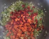 Foto del paso 2 de la receta Guiso de pollo con puerro y guisantes