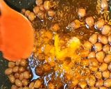 A picture of step 2 of Samosa Modak.