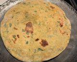 મેથીના થેપલા (Methi Thepla Recipe In Gujarati) રેસીપી સ્ટેપ2ફોટો