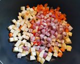 Une image de l'étape 6 de Riz Frit aux Légumes.